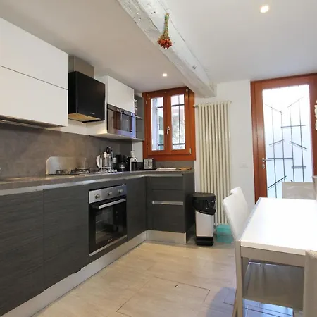 Costa Biennale Apartment *